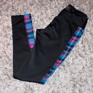 Women’s Black Plaid tropic Vermont flannel company Leggings retired size XS